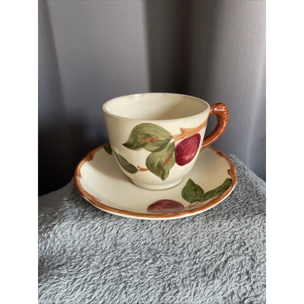 One (1) FRANCISCAN APPLE Teacup Saucer Set 1950's Made in US -  Vintage
